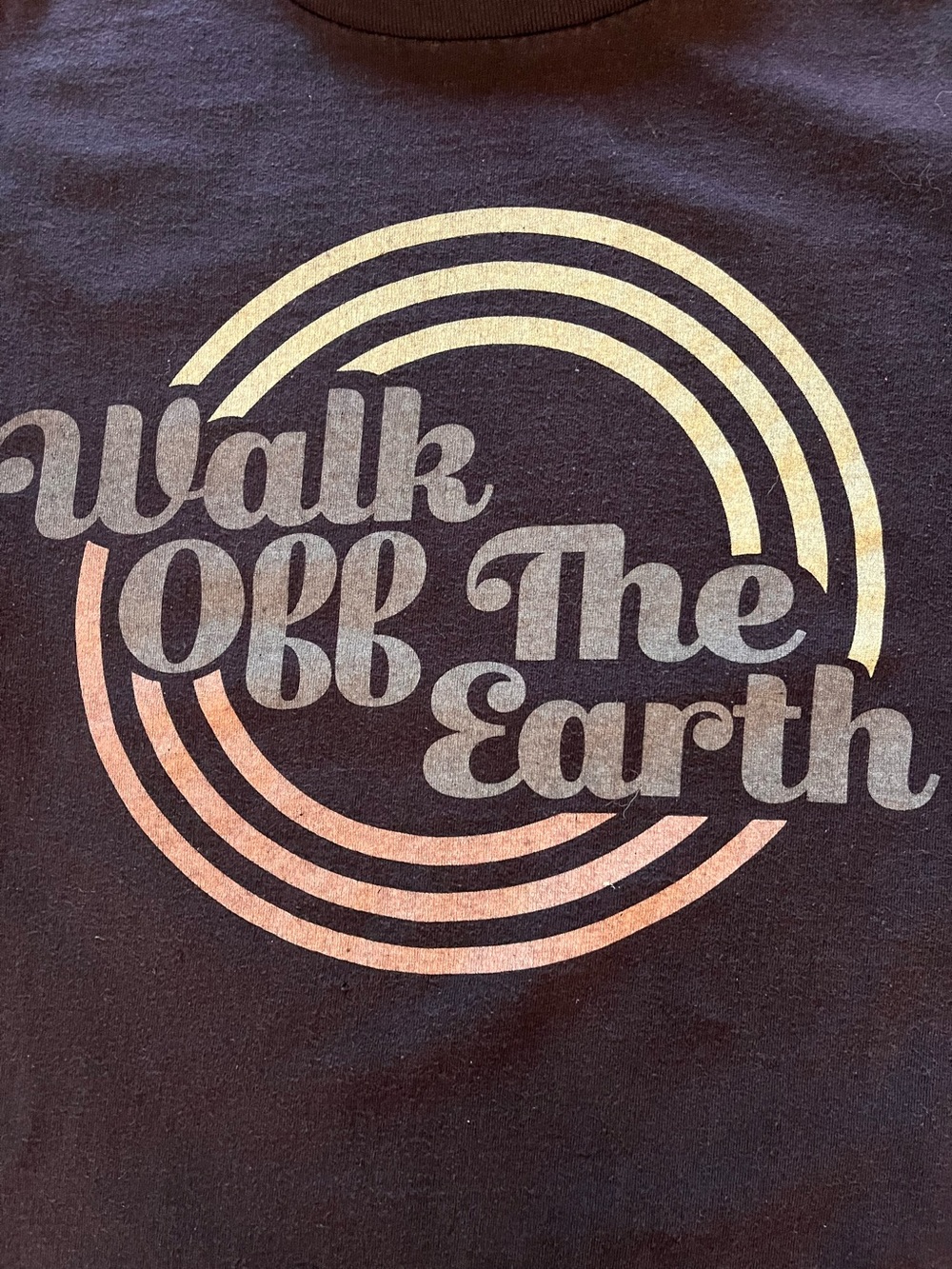 Walk Off The Earth Vintage Circle Graphic Tee